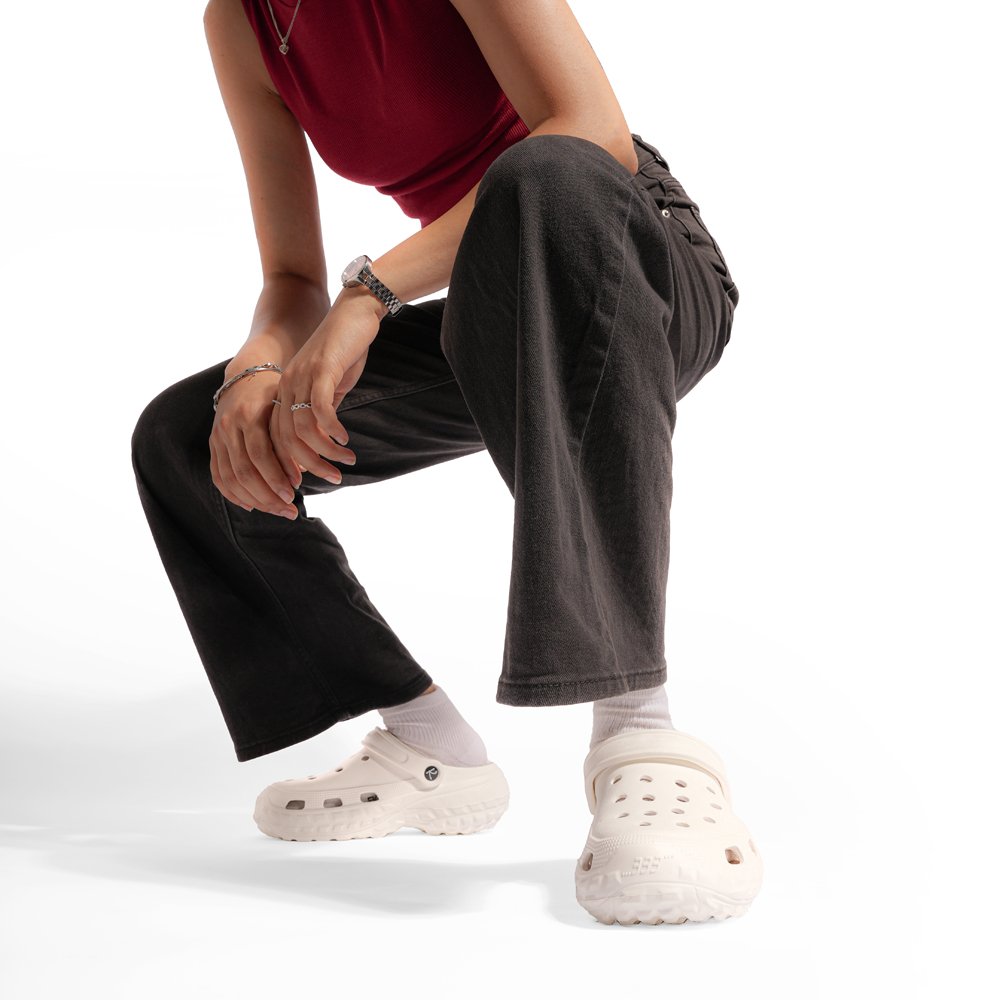 White Chunky Clogs - Indifeet