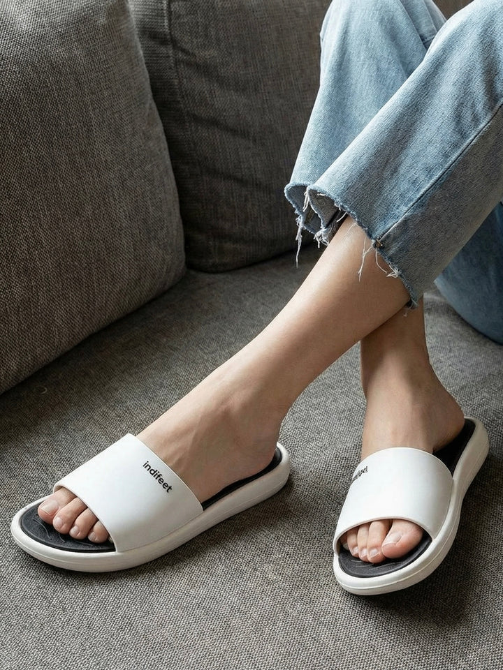 White Rubber Sliders