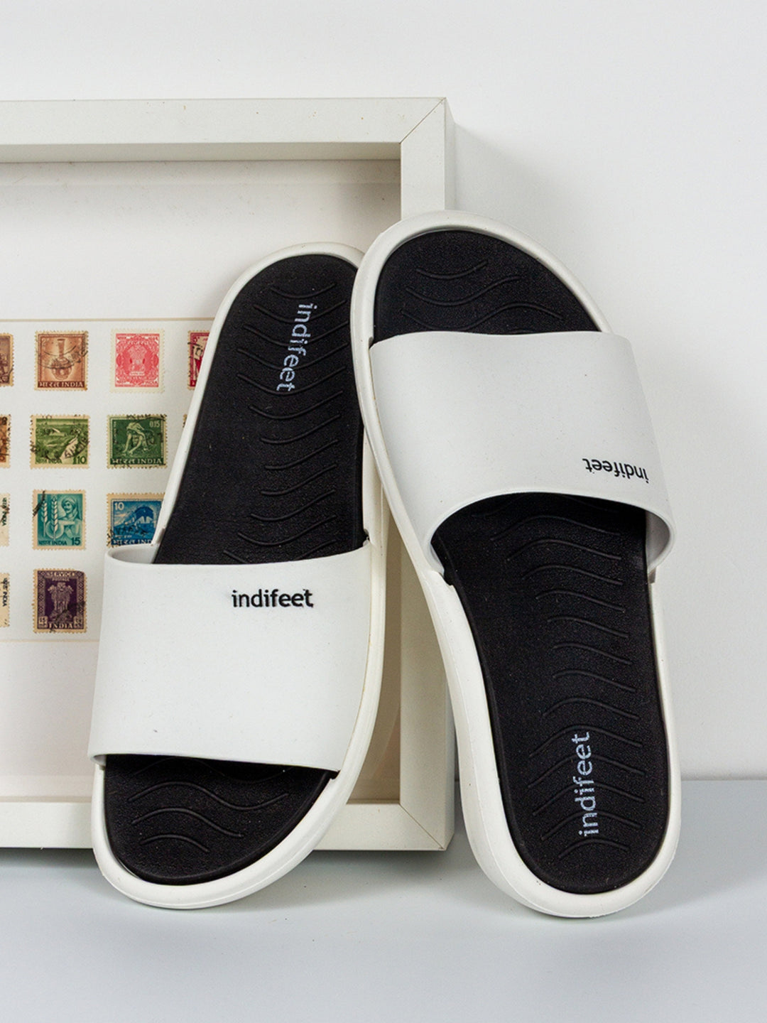 White Rubber Sliders