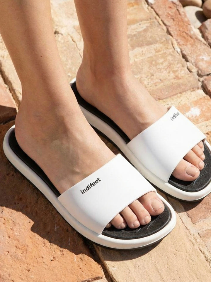 White Rubber Sliders