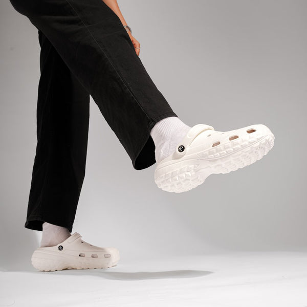 White Chunky Heel Clogs - Indifeet