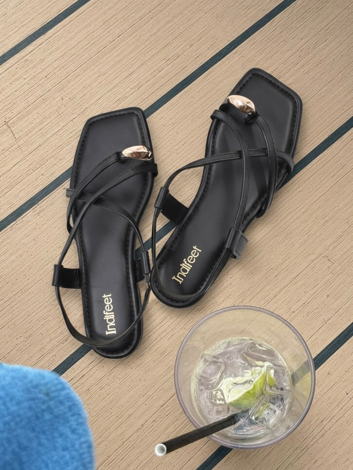 Black Toe Ring Flat Sandals