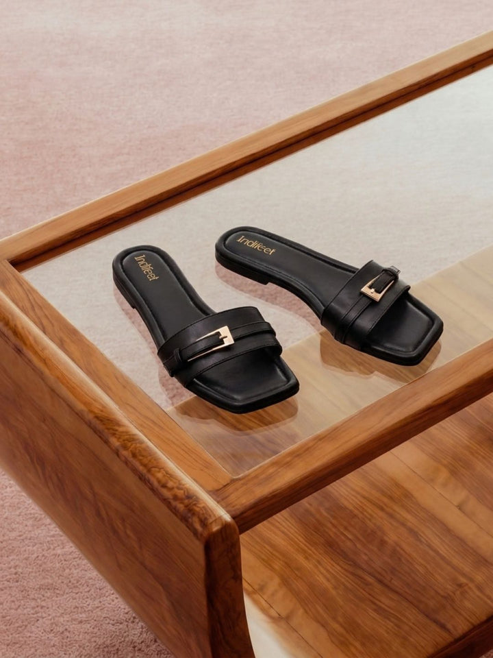 Black Single Strap Buckle Flat